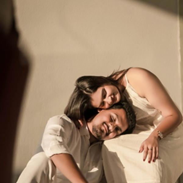 A pre wedding photoshoot is the perfect way to cap