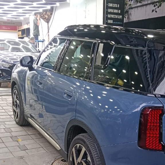 excellent heat rejection