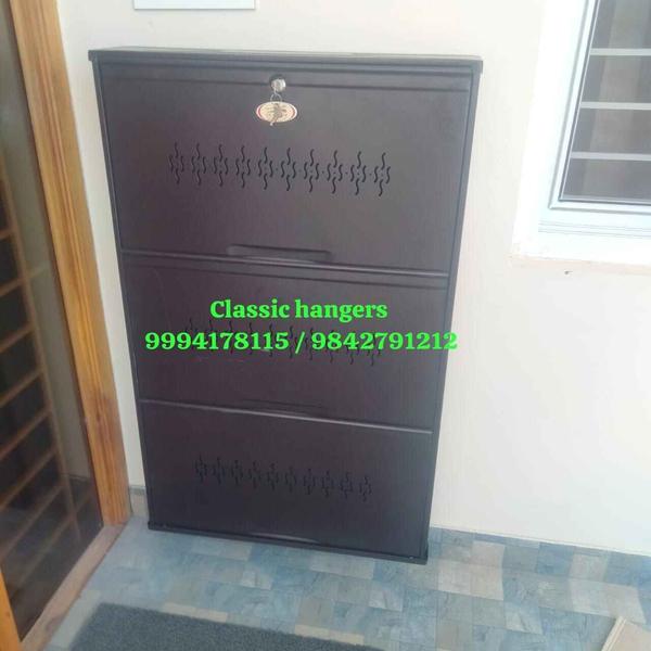 Classic Hangers:Shoe Rack
clot