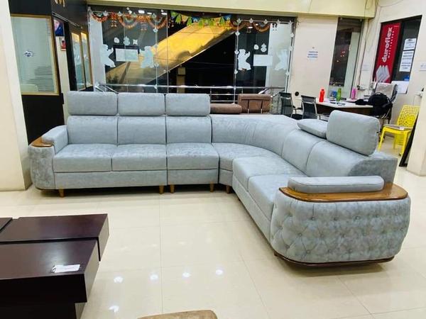 adjustable task and executive