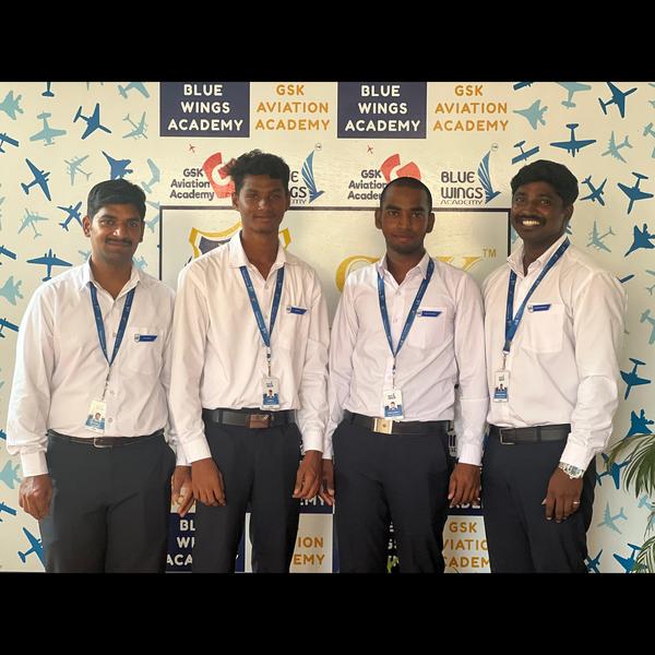 Rams aviation academy. Av