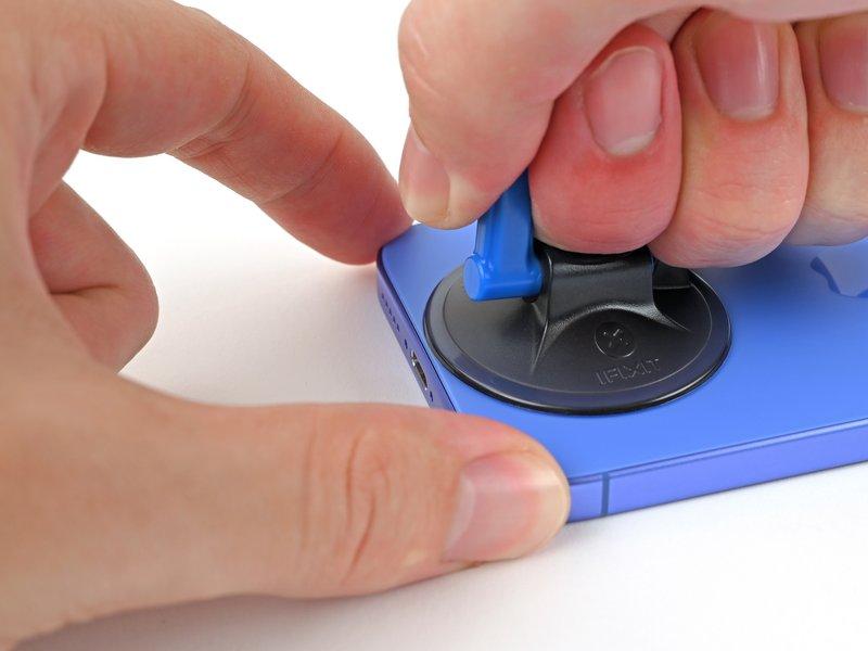 TOMS Mobile : iPhone 17 Back G