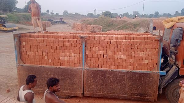 Premium machine-made red clay bricks manufactured 