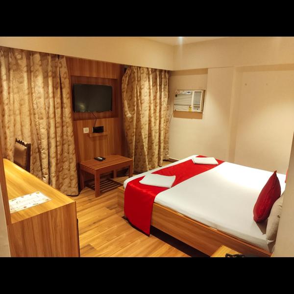 Well located near the Bombay e