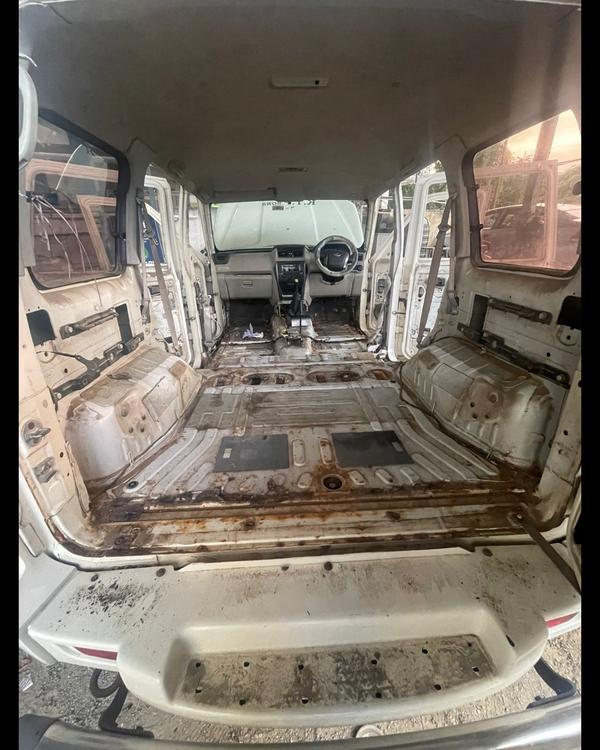 interior deep cleaning car