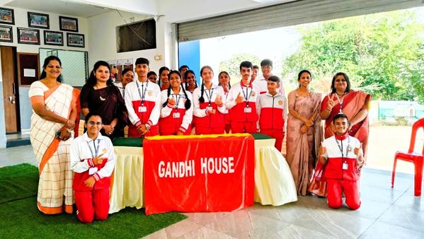 🎤🧠 Inter-House Debate C