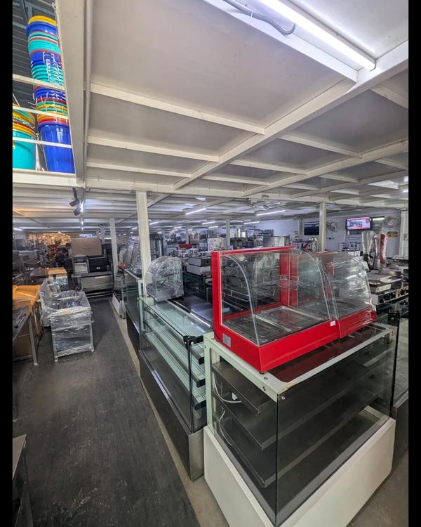 Looking for premium refurbished & New kitchen mach