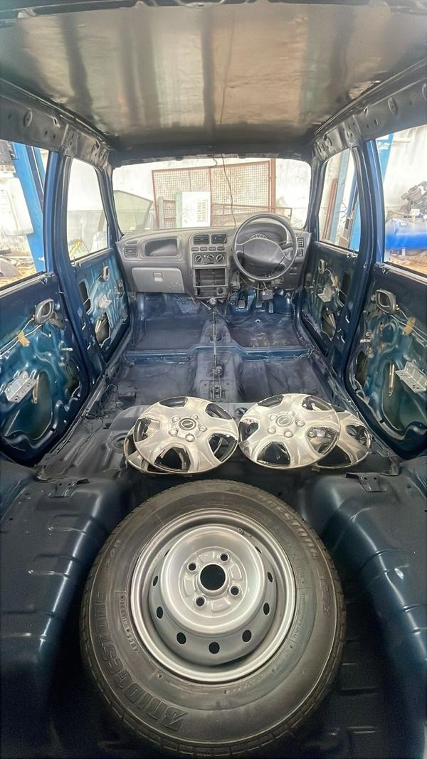 damaged panel repair specialis