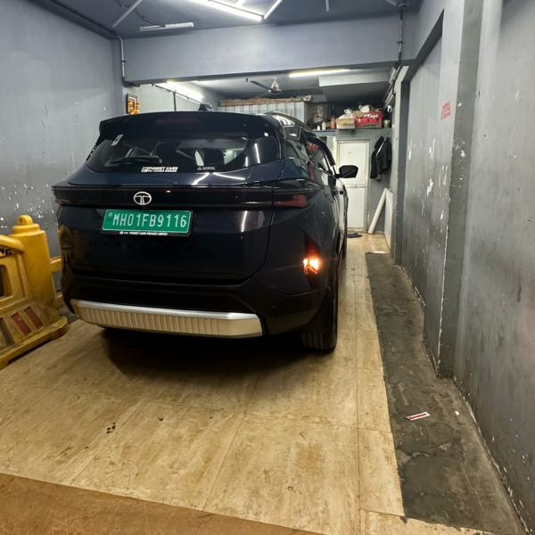 car wash and window film servi