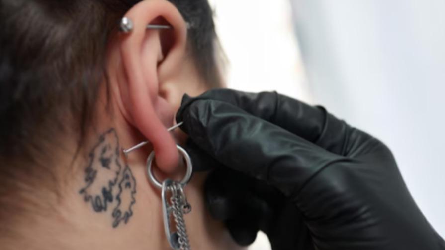 professional tattoo piercing s