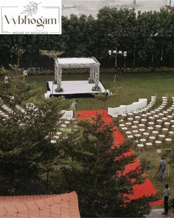 Wedding décor plays a crucial 