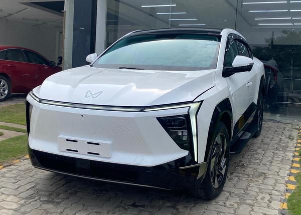 vehicle interior heat protecti