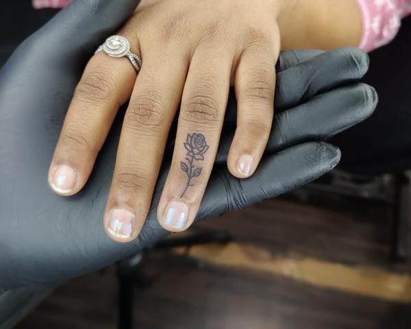 KARAN TATTOO STUDIO VESU
