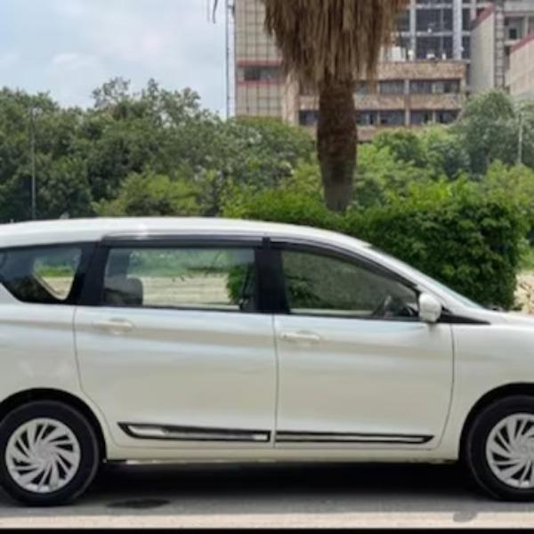 one way gurugram kanpur taxi