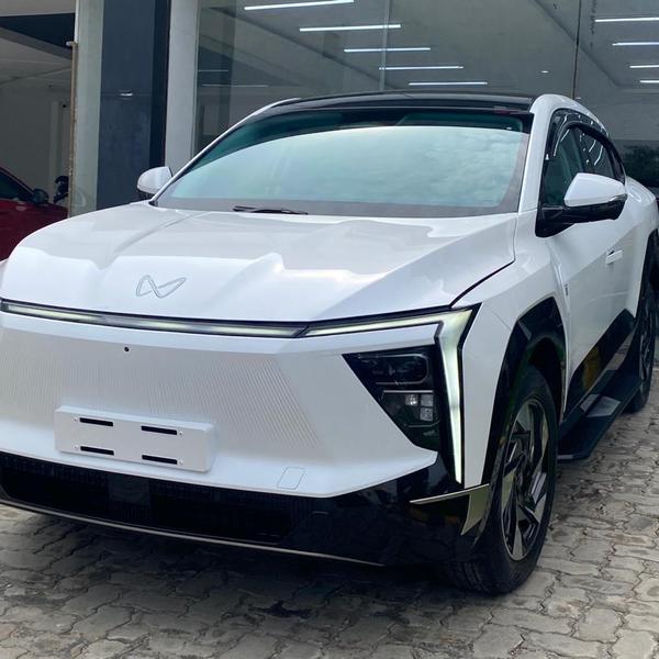 XEV 9E Sun Film Installation C