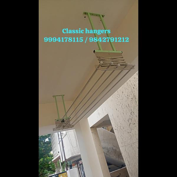 Classic Hangers:Easy lift
clot