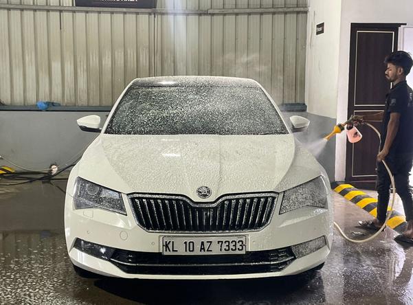 SKODA SUPERB FOAM WASH COMPLET