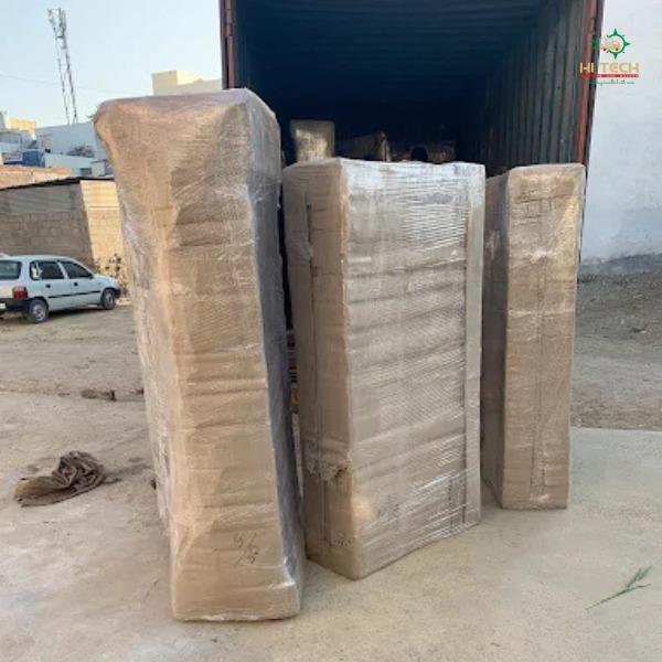 Looking for Movers and Packers