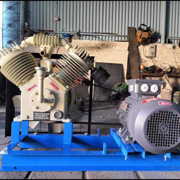 A screw compressor is a type of rotary positive-di