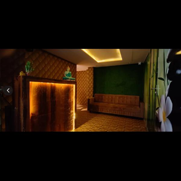 Deep tissue Oil Massage In Cuffe Parade
