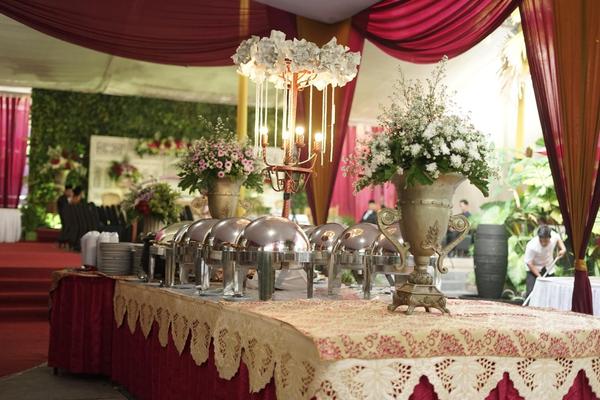 traditional and modern wedding