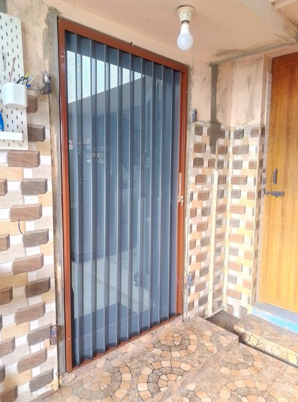 durable pleated doors near mee