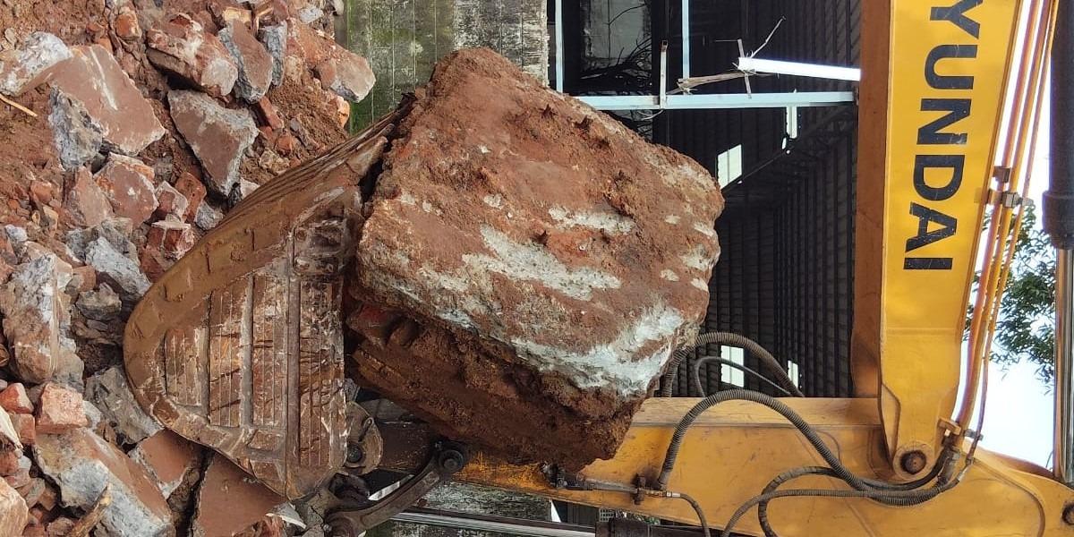 SM TARDERS BUILDING DEMOLITION