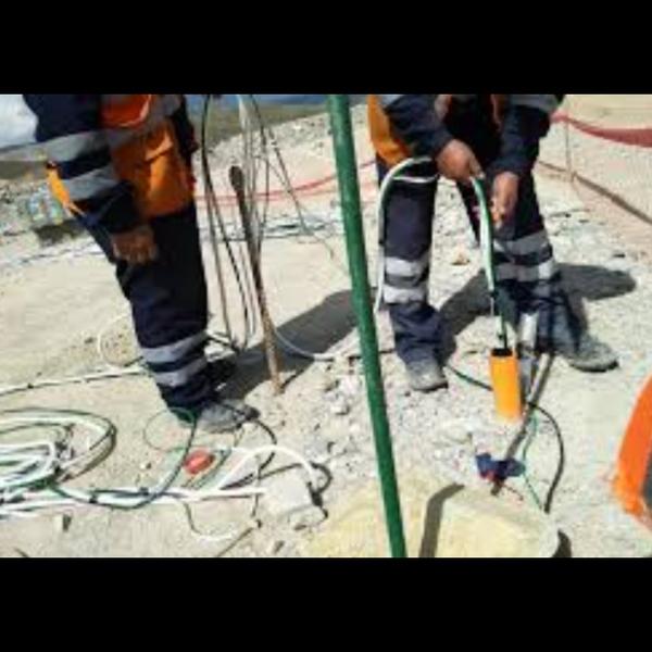 The Cross-hole Seismic Test (CHST) is an advanced 