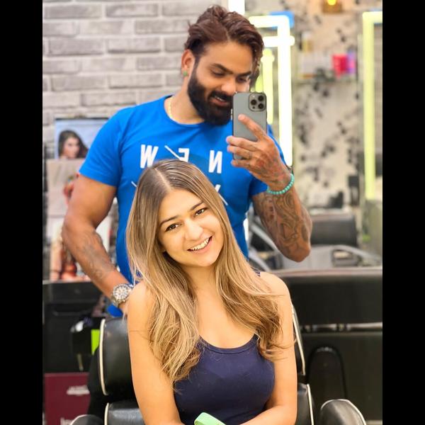 Highlight hairstyles involve strategical