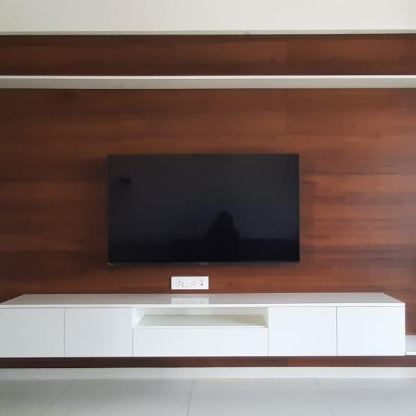Tv unit
