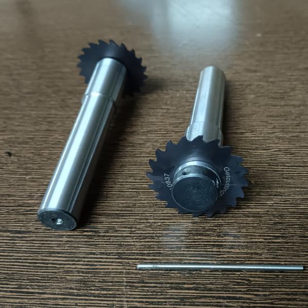 We offer Tungsten carbide slitting saw of dia.40 x