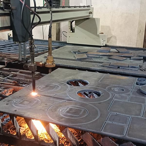 Key Usages of CNC Flame Cutting in Moulding Machin