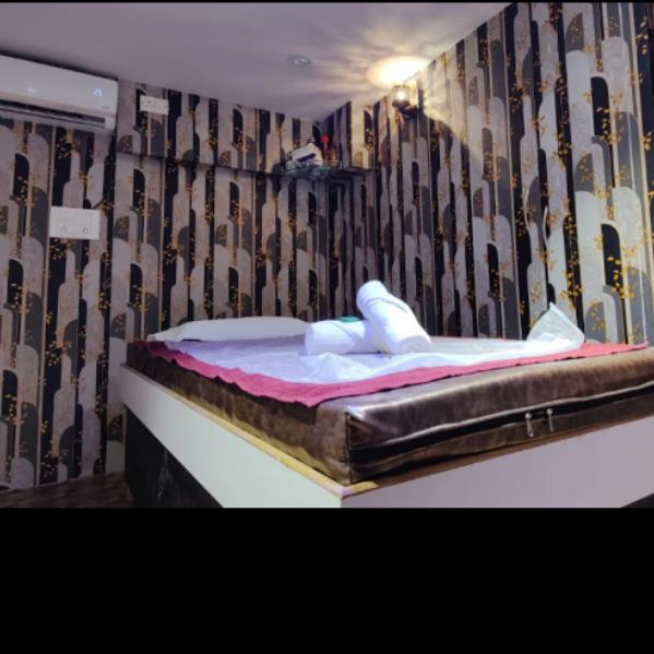 Balinese Oil Massage In Colaba

