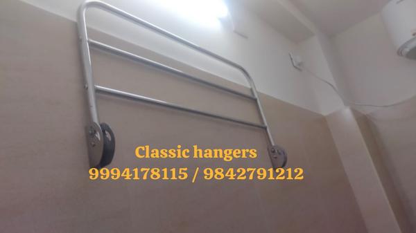 Classic Hangers:wall Folding
c