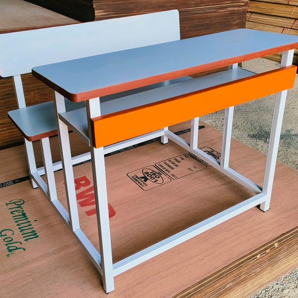 Modern school furniture pune he is manufacturer of