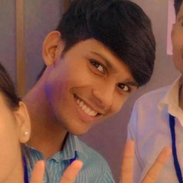 Hot oil massage at Babylon Spa Kolkata o