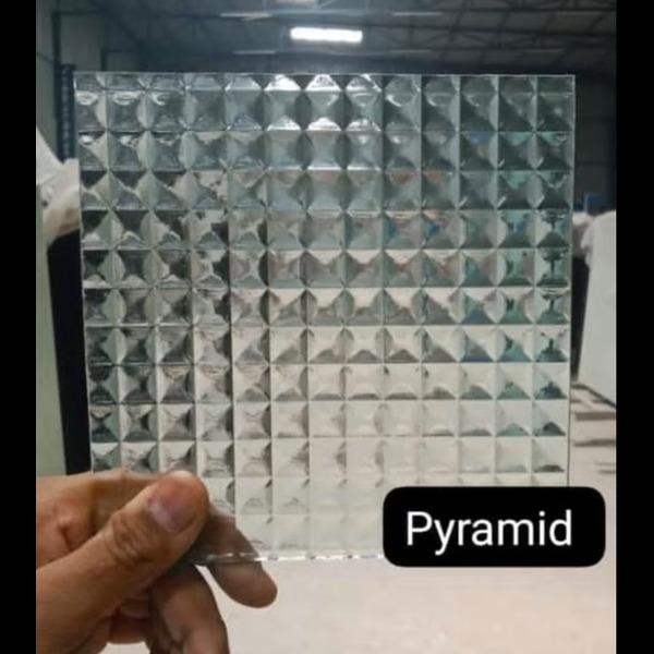 Delhi Acrylic is a trusted supplier and manufactur