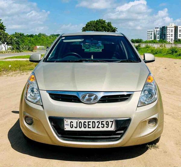 top preowned cars vadodara