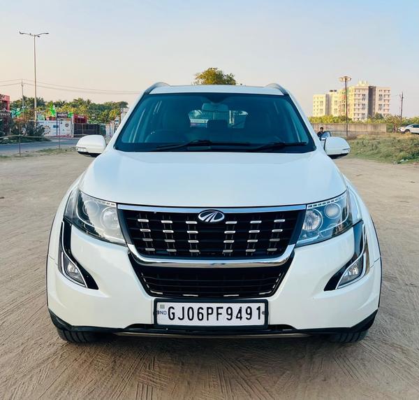 #MahindraXUV500
#XUV500

Pre-o