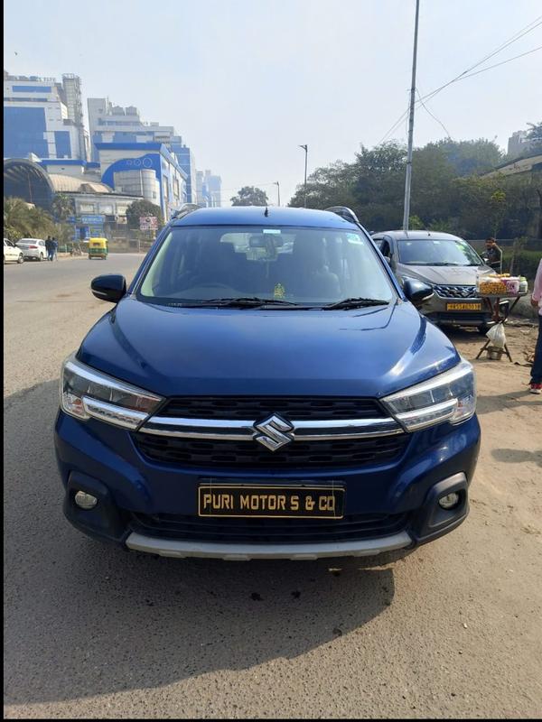 premium 6 seater mpv