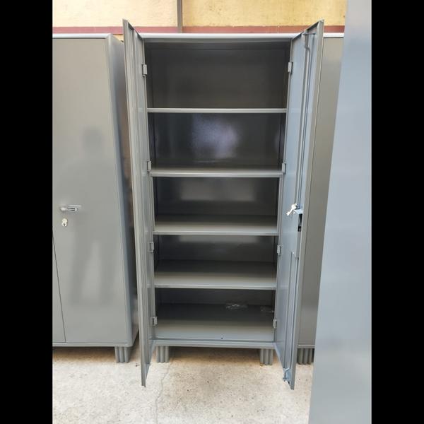 Steel Office Cupboard in Regal Industries, Jayanag