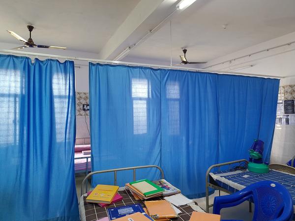 hospital curtains tracks clini