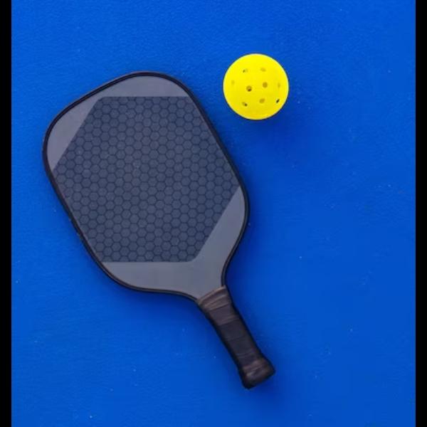 Carbon fiber paddles are