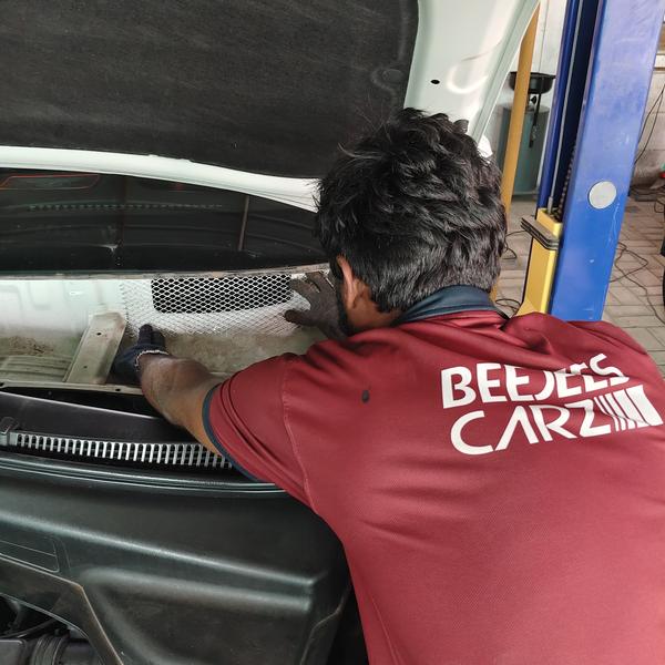 car accessory dealer near me