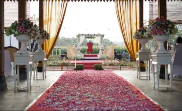 Weddings are made memorable wh