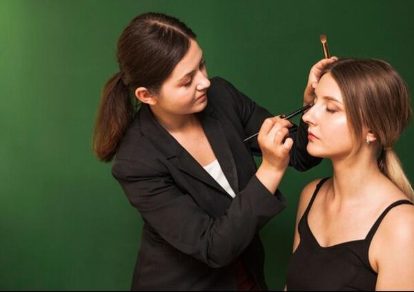 Professional Makeup Training helps bridg