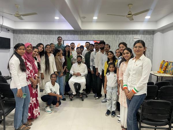 Shaping Futures with Know