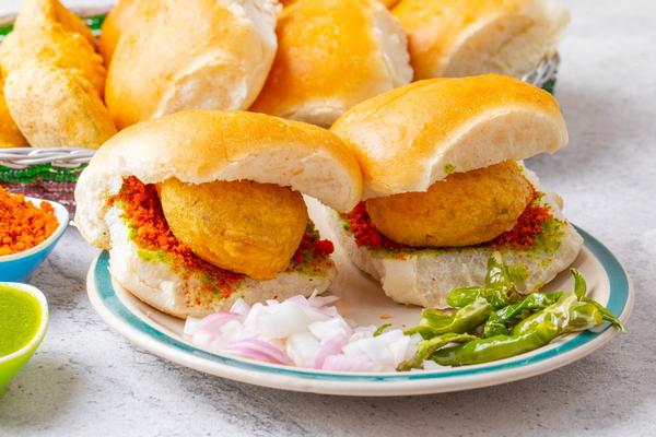 The reputation of FAMOUS VADA 