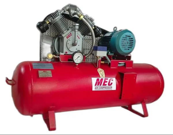 screw compressor A screw compressor is a type of r