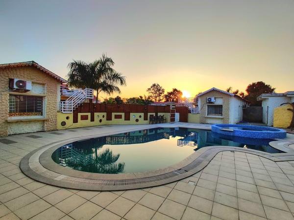 Create a Luxury Escape in the Heart of Nature 🌿💦